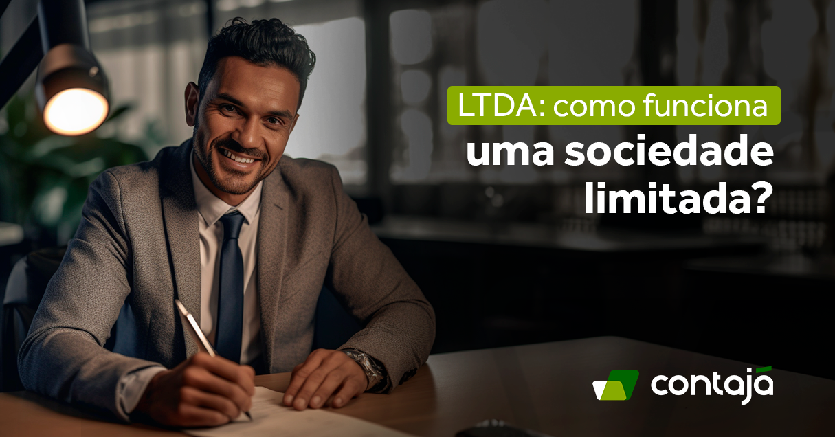 Empresário caucasiano de meia idade vestindo um terno cinza, blusa branca e gravata azul. Ele segura uma caneta. A imagem é do artigo "LTDA: como funciona uma sociedade limitada?"