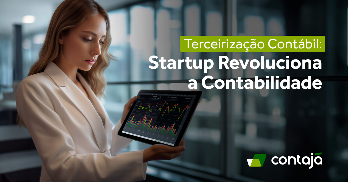 Mulher branca, jovem, de cabelos loiros lisos e ondulados. Ela segura um tablet. Ao lado, o título do artigo: Terceirização contábil: Startup Revoluciona a Contabilidade.